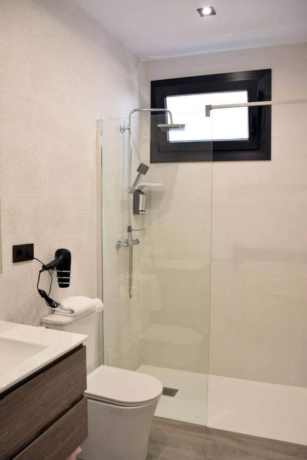 Alojamientos Lola, Suite Con Jacuzzi Benalup-Casas Viejas Exterior foto